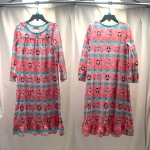 Penguin & Snowman holiday/ Christmas nightgown 🎄